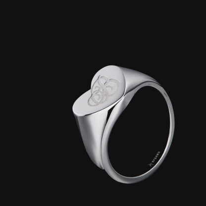 Custom Heart Signet Ring - Letter